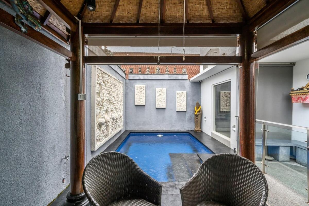 3 Bedroom Private Pool In Kuta Villa